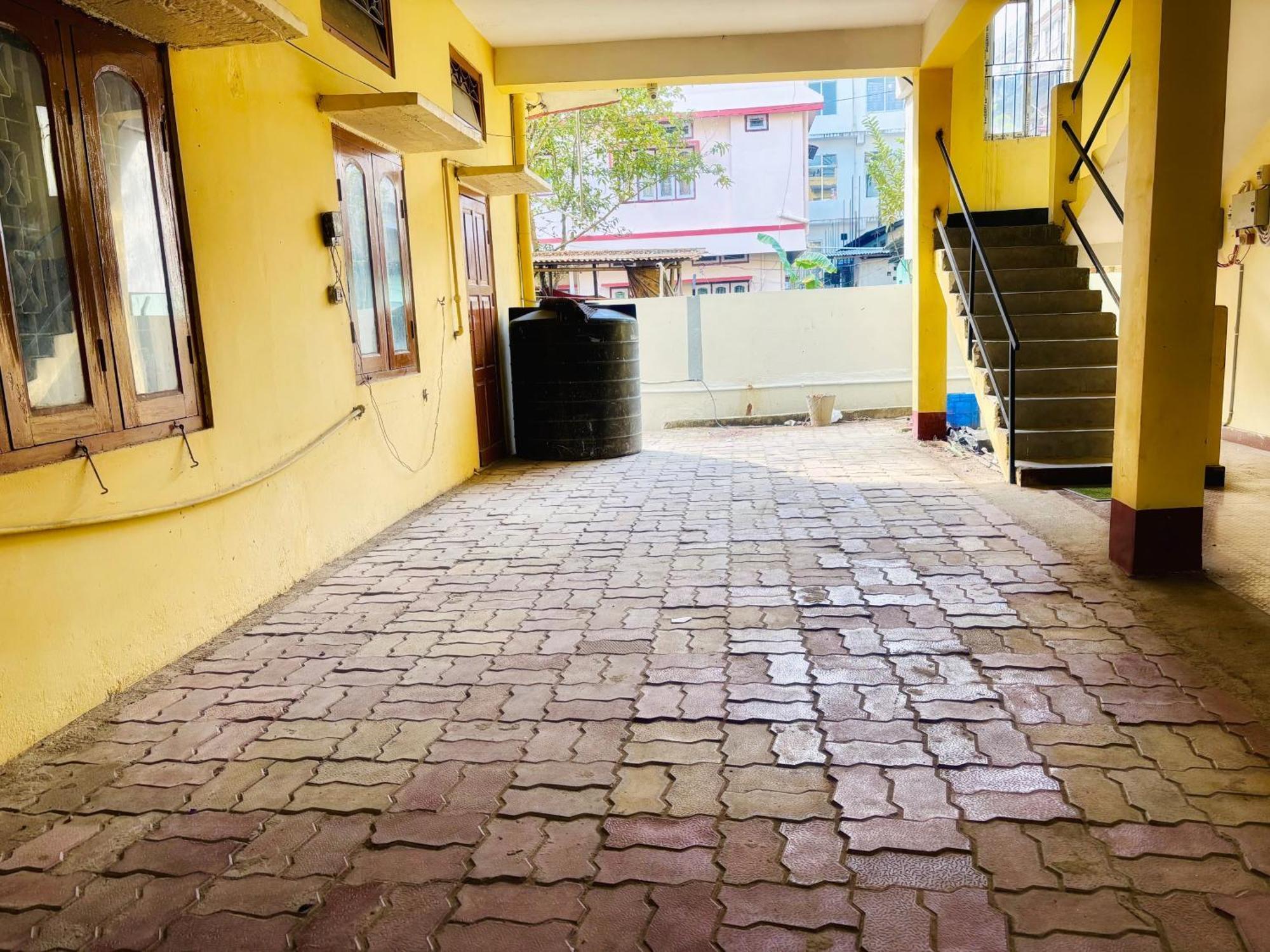 Capital Heritage Homestay Guwahati Eksteriør bilde
