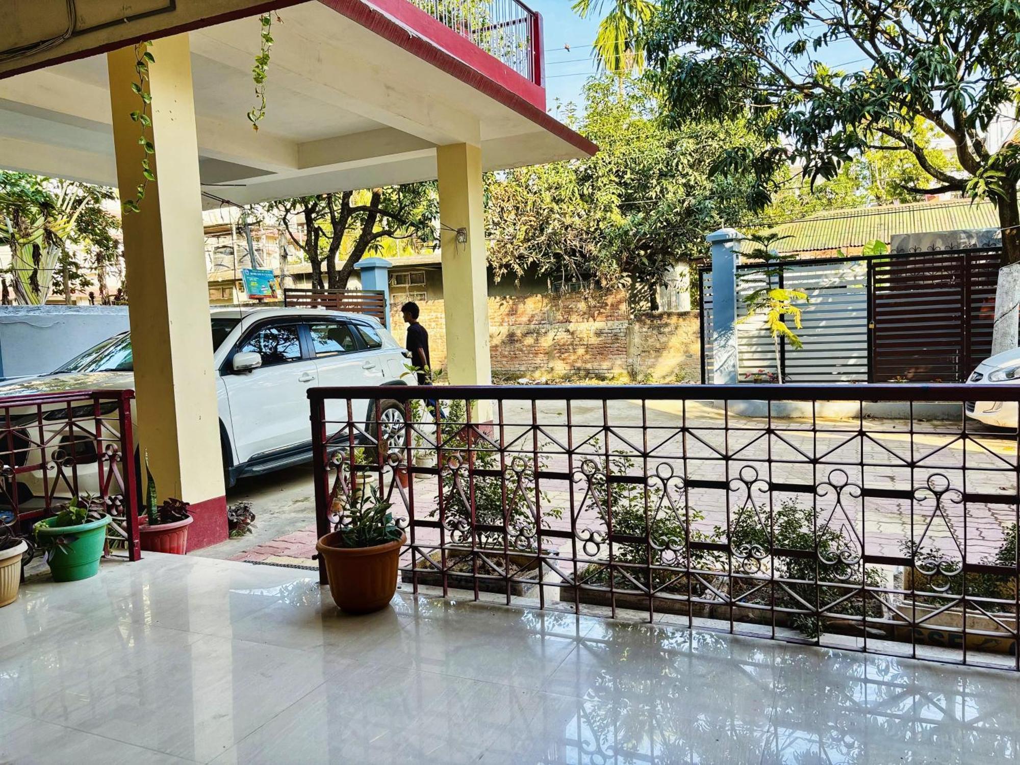 Capital Heritage Homestay Guwahati Eksteriør bilde